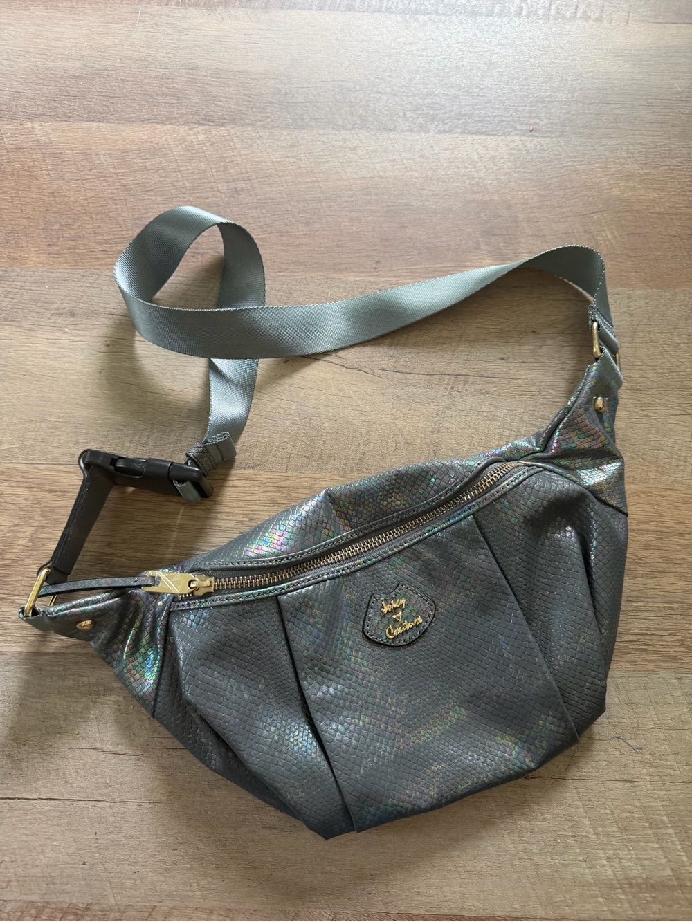 Juicy Couture Iridescent Snakeskin Belt Bag Fanny Pack Crossbody